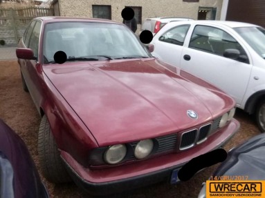 Купить BMW 5 525, 2.5, 1992 года с пробегом, цена 9689 руб., id 13824