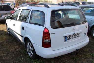 Купить Opel Astra, 2.0, 2001 года с пробегом, цена 32387 руб., id 13862