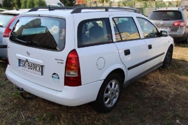 Купить Opel Astra, 2.0, 2001 года с пробегом, цена 32387 руб., id 13862