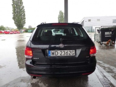Купить Volkswagen Golf, 1.6, 2013 года с пробегом, цена 338684 руб., id 13868
