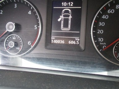 Купить Volkswagen Touran, 2.0, 2012 года с пробегом, цена 278754 руб., id 13951