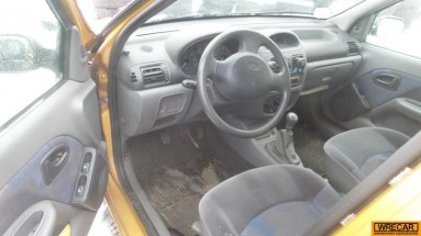 Купить Renault Clio, 1.1, 2000 года с пробегом, цена 3253 руб., id 13965