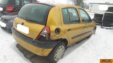 Купить Renault Clio, 1.1, 2000 года с пробегом, цена 3253 руб., id 13965