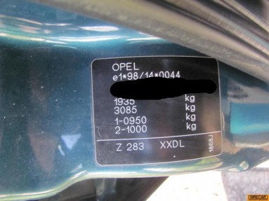 Купить Opel Vectra, 1.8, 2000 года с пробегом, цена 11280 руб., id 14037