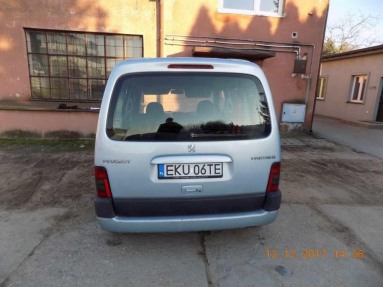 Купить Peugeot Partner, 1.6, 2003 года с пробегом, цена 53425 руб., id 14104