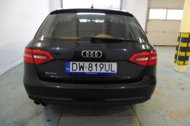 Купить Audi A4, 2.0, 2014 года с пробегом, цена 664497 руб., id 14109