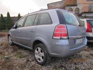 Купить Opel Zafira, 1.9, 2006 года с пробегом, цена 184705 руб., id 14127
