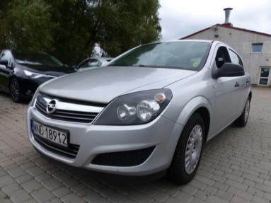Купить Opel Astra, 1.7, 2011 года с пробегом, цена 238200 руб., id 14131