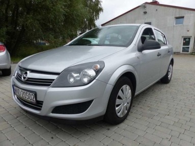 Купить Opel Astra, 1.7, 2011 года с пробегом, цена 265743 руб., id 14147