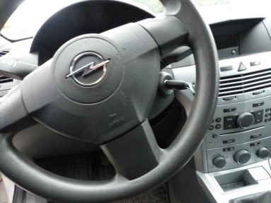 Купить Opel Astra, 1.7, 2011 года с пробегом, цена 215501 руб., id 14151