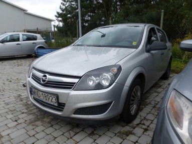 Купить Opel Astra, 1.7, 2011 года с пробегом, цена 234948 руб., id 14152