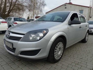 Купить Opel Astra, 1.7, 2011 года с пробегом, цена 215501 руб., id 14157