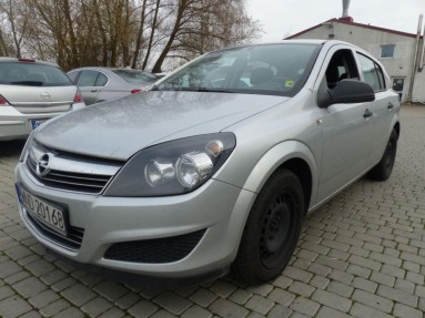 Купить Opel Astra, 1.7, 2011 года с пробегом, цена 239861 руб., id 14159