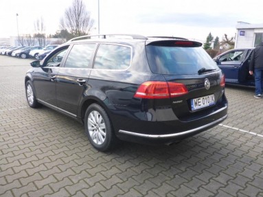 Купить Volkswagen Passat, 2.0, 2014 года с пробегом, цена 980551 руб., id 14181