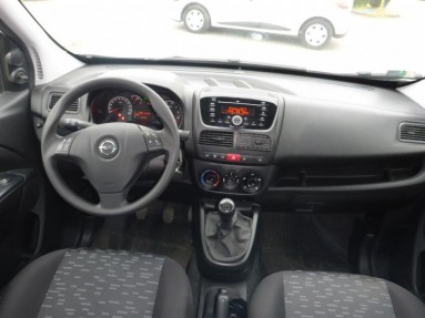 Купить Opel Combo, 1.2, 2015 года с пробегом, цена 602905 руб., id 14186