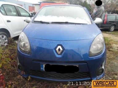 Купить Renault Twingo, 1.1, 2008 года с пробегом, цена 3183 руб., id 14217