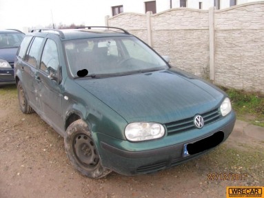 Купить Volkswagen Golf, 1.9, 2003 года с пробегом, цена 3253 руб., id 14257