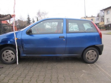 Купить Fiat Punto, 1.2, 1996 года с пробегом, цена 1592 руб., id 14259