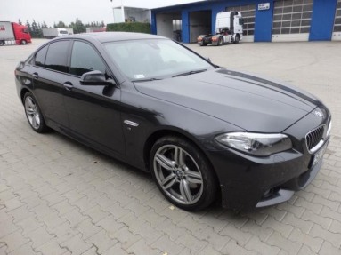 Купить BMW 5er 525d xDrive Luxury Line, 2.0, 2015 года с пробегом, цена 2366292 руб., id 14328