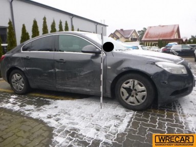 Купить Opel Insignia, 1.8, 2010 года с пробегом, цена 118270 руб., id 14339