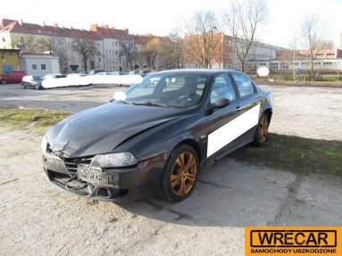 Купить Alfa Romeo 156, 1.7, 2004 года с пробегом, цена 1592 руб., id 14378