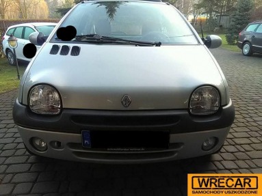 Купить Renault Twingo, 1.1, 2002 года с пробегом, цена 3183 руб., id 14387
