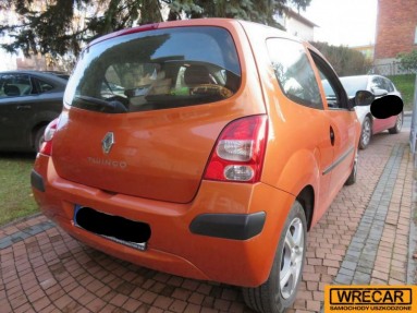 Купить Renault Twingo, 1.1, 2009 года с пробегом, цена 3183 руб., id 14405