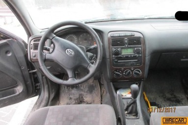 Купить Toyota Avensis, 2.0, 2001 года с пробегом, цена 1592 руб., id 14430