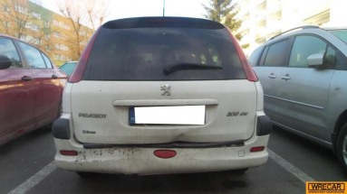Купить Peugeot 206, 1.4, 2004 года с пробегом, цена 1592 руб., id 14444