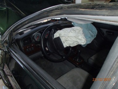 Купить Subaru Legacy, 2.5, 1999 года с пробегом, цена 1592 руб., id 14465