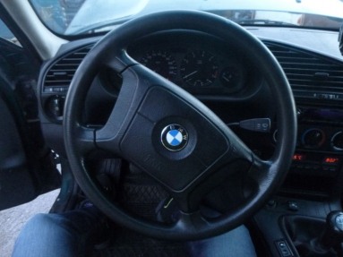 Купить BMW 3 16i, 1.6, 1995 года с пробегом, цена 4844 руб., id 14487