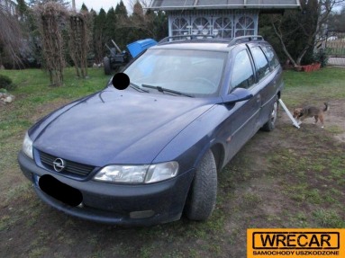 Купить Opel Vectra, 1.8, 1999 года с пробегом, цена 4844 руб., id 14537