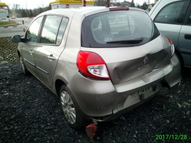 Купить Renault Clio, 1.1, 2009 года с пробегом, цена 87474 руб., id 14543