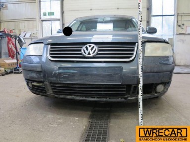 Купить Volkswagen Passat, 2.0, 2002 года с пробегом, цена 50242 руб., id 14572