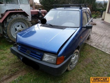 Купить Fiat UNO, 0.9, 2001 года с пробегом, цена 3253 руб., id 14597