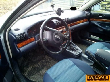 Купить Audi A4, 1.9, 1998 года с пробегом, цена 4844 руб., id 14603