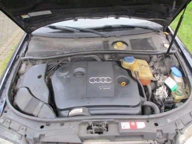 Купить Audi A6, 1.9, 2000 года с пробегом, цена 21038 руб., id 14617