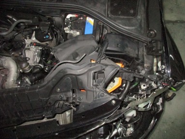 Купить Volvo V60, 1.6, 2015 года с пробегом, цена 68028 руб., id 14624