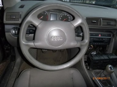 Купить Audi A4, 1.9, 2001 года с пробегом, цена 1592 руб., id 14646