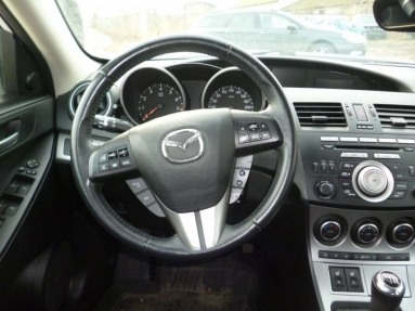 Купить Mazda 3, 2.0, 2009 года с пробегом, цена 45329 руб., id 14699
