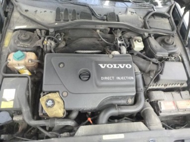 Купить Volvo V70, 2.5, 1999 года с пробегом, цена 3253 руб., id 14707