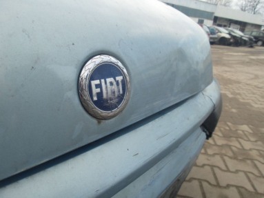 Купить Fiat Punto, 1.2, 2002 года с пробегом, цена 3253 руб., id 14727