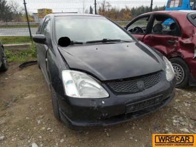 Купить Honda Civic, 1.6, 2003 года с пробегом, цена 1592 руб., id 14734