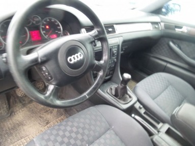 Купить Audi A6, 1.8, 2000 года с пробегом, цена 3253 руб., id 14738