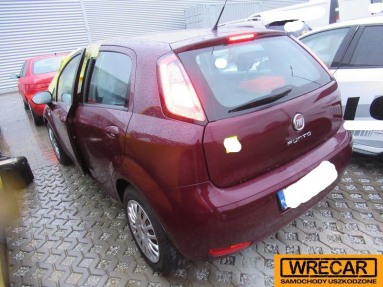 Купить Fiat Punto, 1.4, 2013 года с пробегом, цена 3183 руб., id 14776
