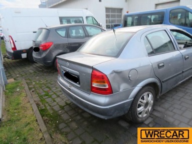 Купить Opel Astra, 1.4, 2006 года с пробегом, цена 1592 руб., id 14783