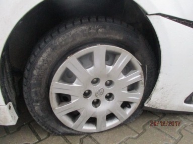 Купить Toyota Avensis, 2.0, 2012 года с пробегом, цена 9689 руб., id 14831