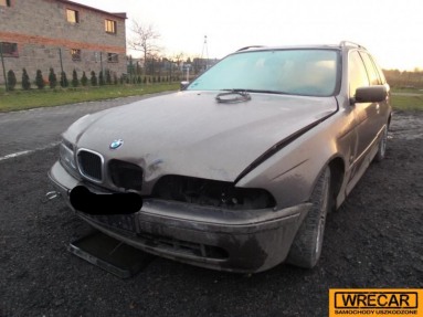 Купить BMW 525 525 Touring Diesel Kat.   MR`0, 2.5, 2003 года с пробегом, цена 1592 руб., id 14860