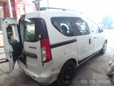 Купить Dacia Dokker Dokker 1.5 dCi, 1.5, 2014 года с пробегом, цена 4844 руб., id 14863