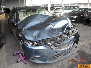 Купить Mazda 6, 2.0, 2015 года с пробегом, цена 17785 руб., id 14893